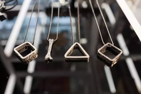 Collares masculinos
