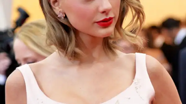 Taylor Swift se disculpa con Nicki Minaj después de que tomara personales los comentarios que la intérprte de 'Anaconda' hubiera hecho públicos en Twitter.