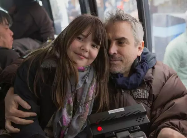 Bu Cuarón reacciona a la polémica de su presentación antes del concierto de Dua Lipa