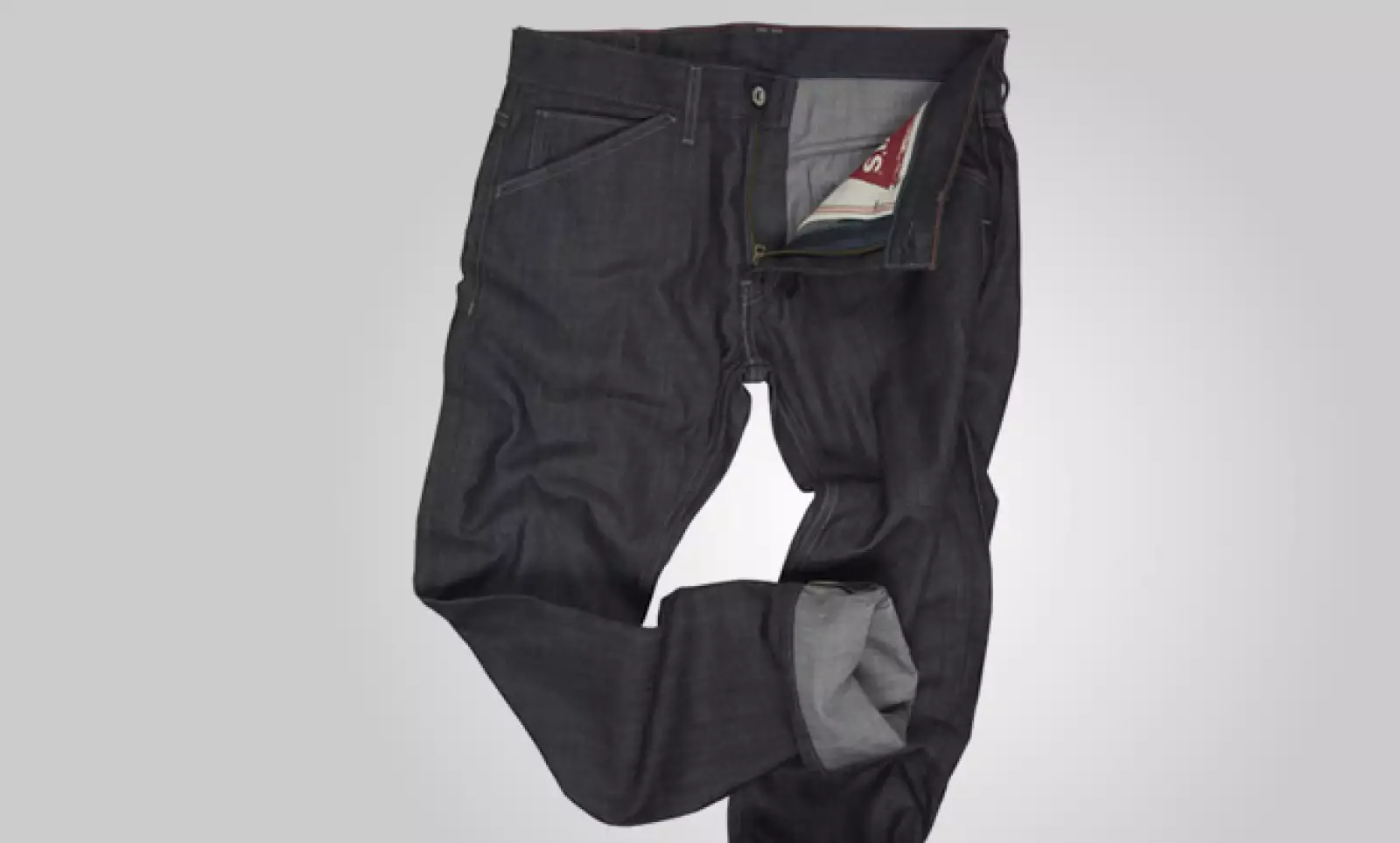 Estas piezas ya están disponibles en las boutiques de la firma.