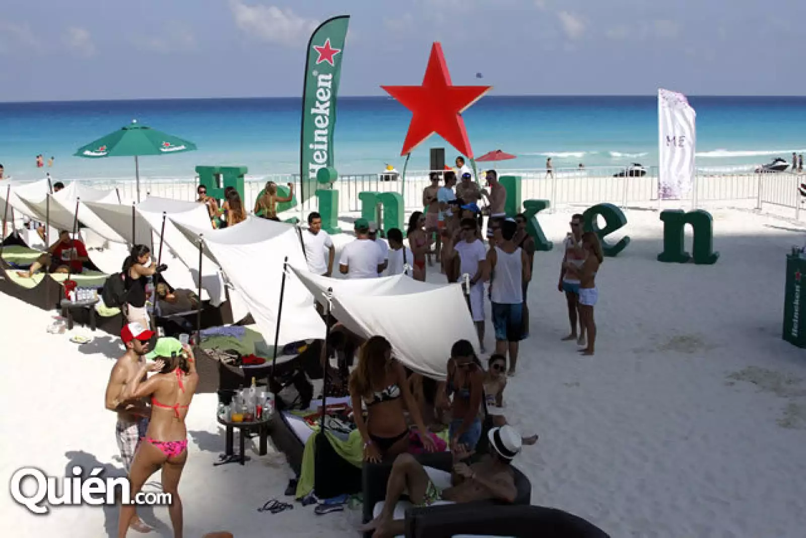 Pool Party Aniversario ME Cancún