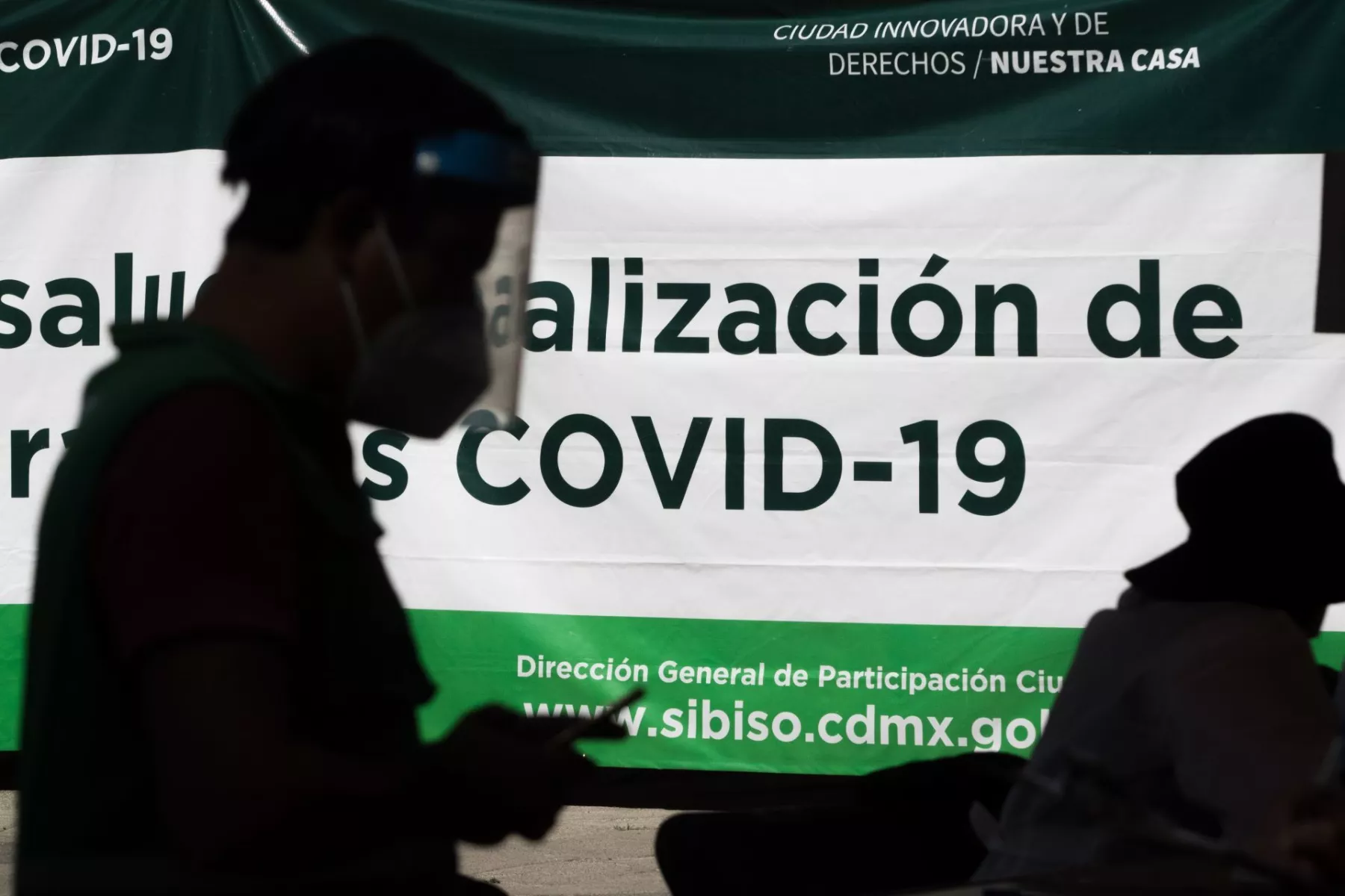 México se encamina al millón de casos confirmados a COVID-19.