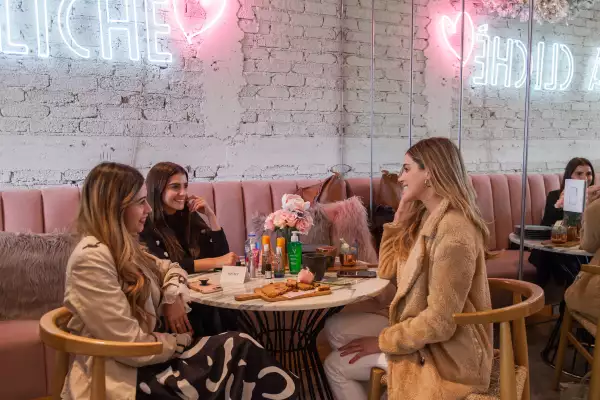 Flora café