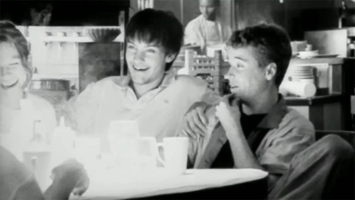 Tanto Leo como Tobey argumentaron que les habían vendido la película como cortometraje, por lo que en los créditos se les puso como protagonistas involuntarios.