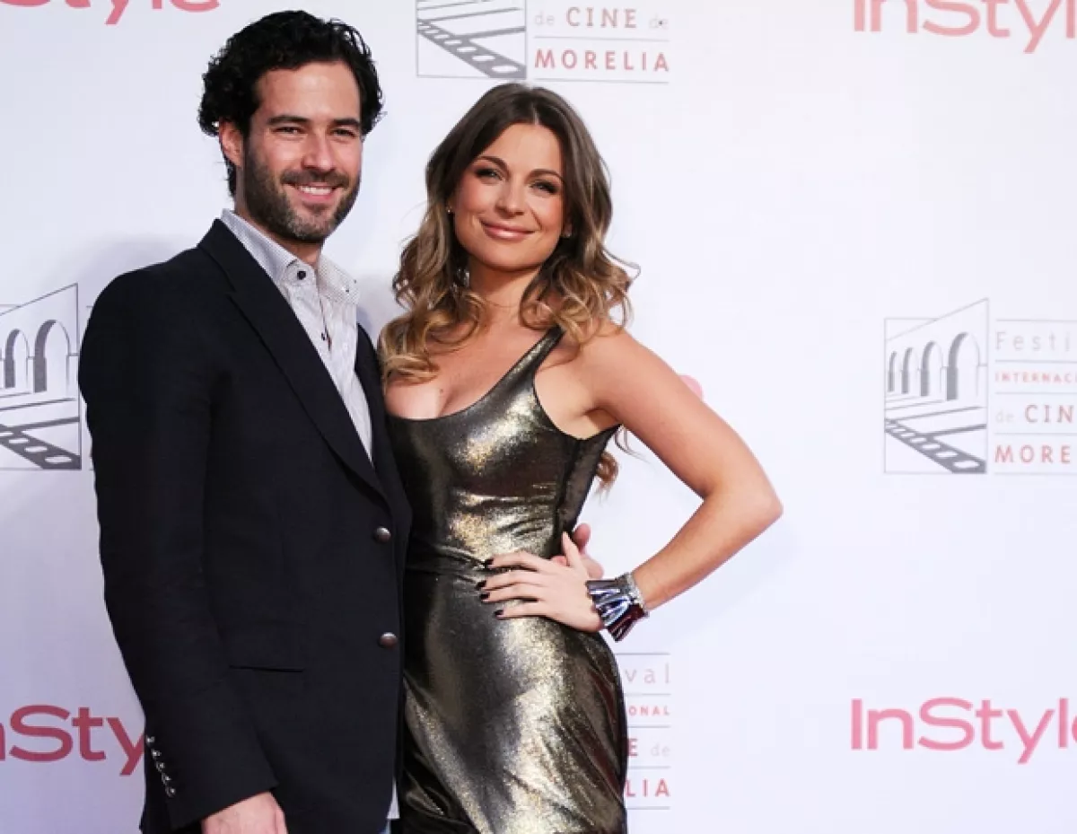 Ludwika y Emiliano durante la alfombra roja del Festival Internacional de Cine de Morelia.