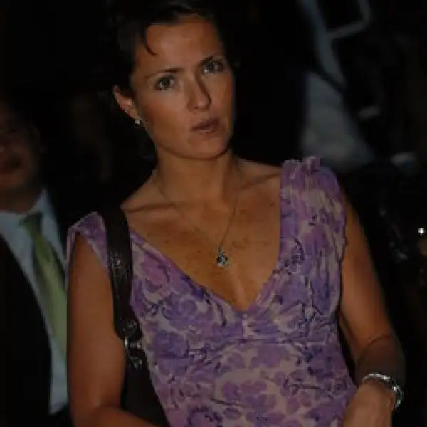 Regina Pérez, Karla de Regil, Emiliano Salinas
