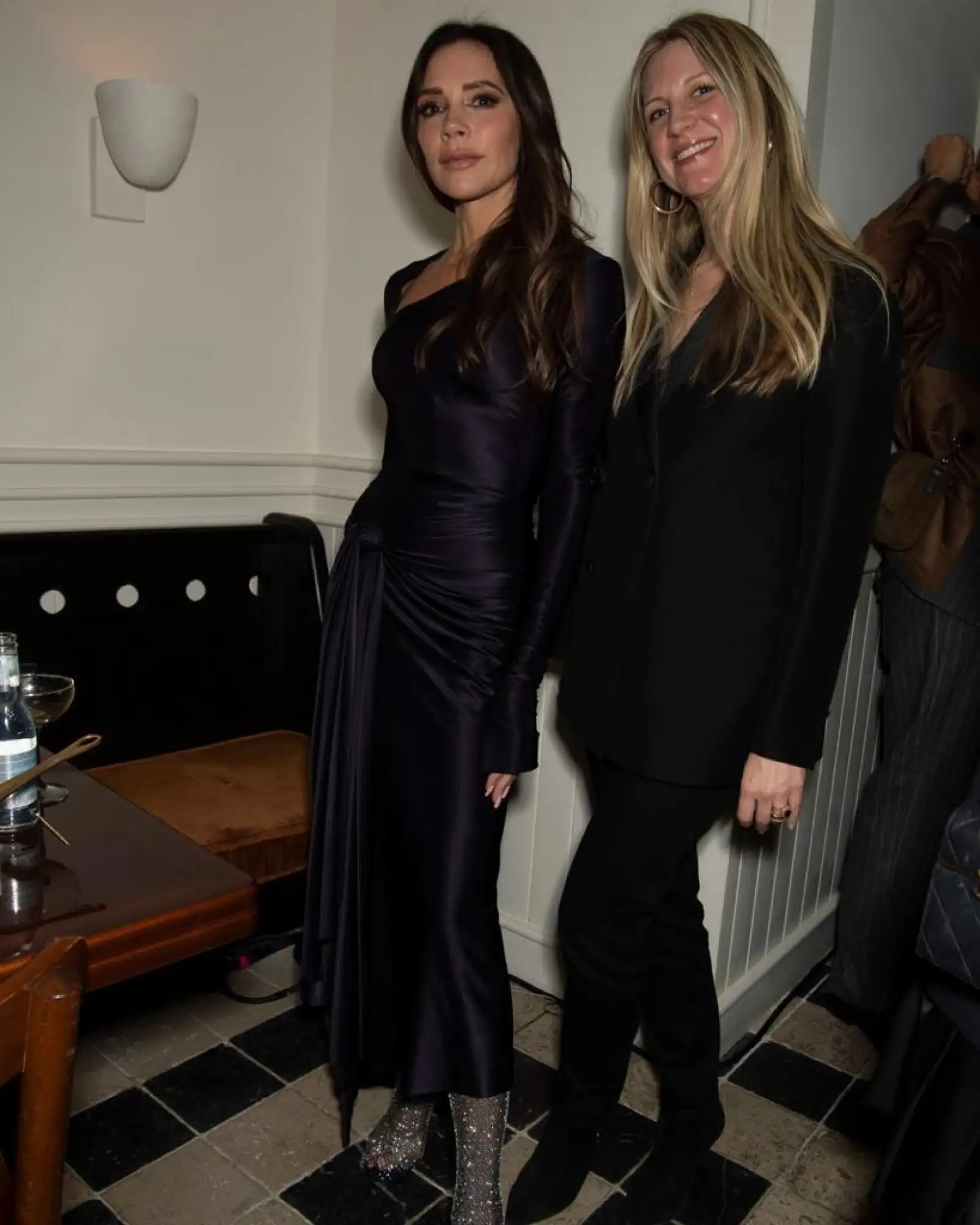 VB AW23 COCKTAILS    43.jpeg