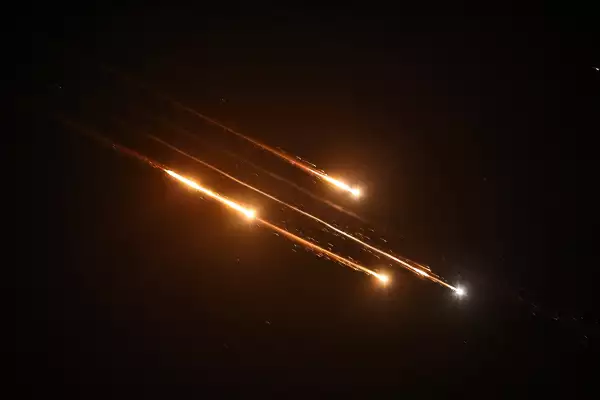 Ataques enrtre Israel e Irán
