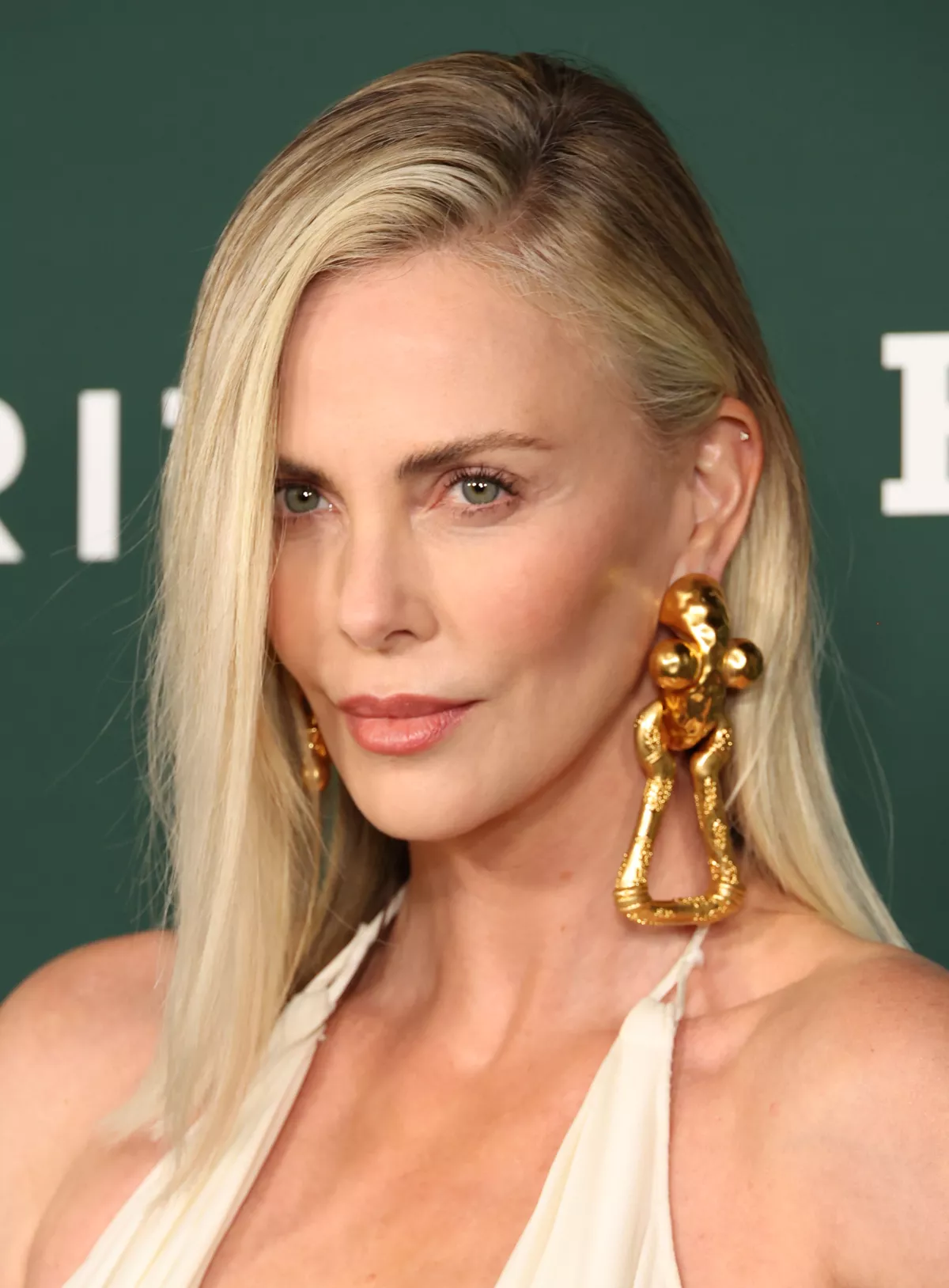 Charlize-Theron