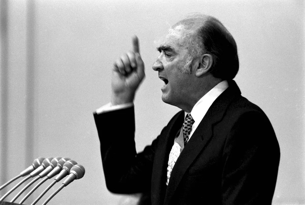 "Defenderé al peso como un perro"