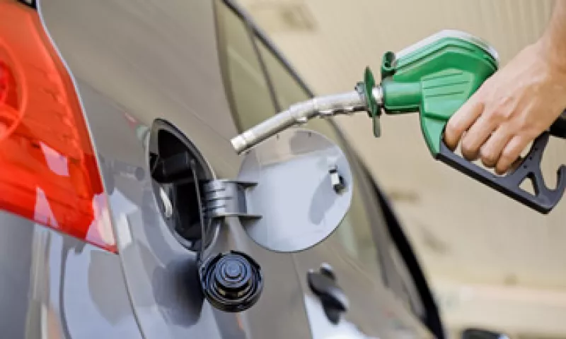 Rogelio Rueda, senador priísta, negó que la aprobación se trate de un ‘gasolinazo’ porque no hay ningún aumento porcentual en el precio de las gasolinas y el diesel. (Foto: Thinkstock)