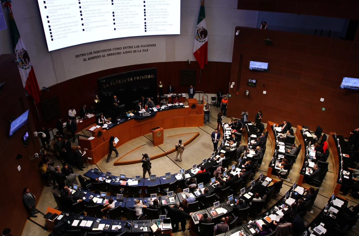 PRI Senado ley de remuneraciones