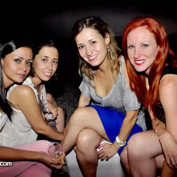 July Ovas de Ruíz, Charo Martínez, Mónica Leal de Medina y Ale Treviño de Robles