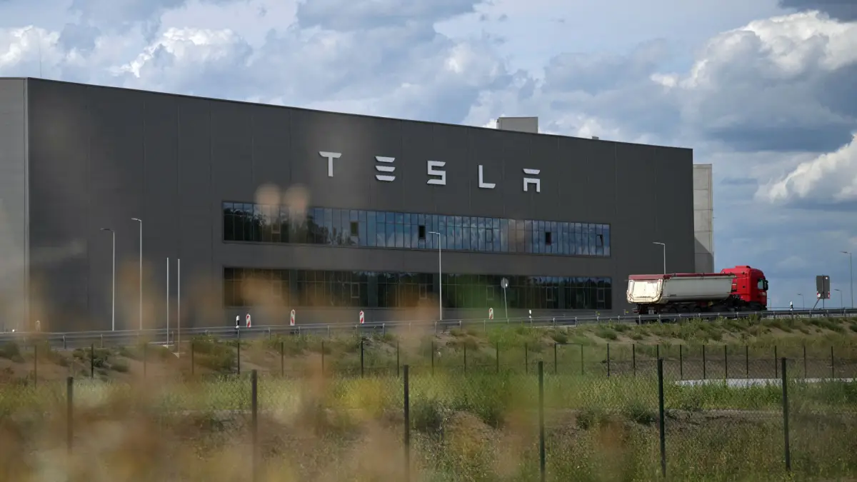Tesla 