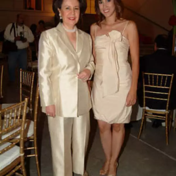 María Eugenia Maisterrena de Betanzo, Karla Díaz de León