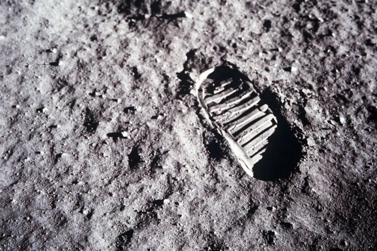 Huella en la luna