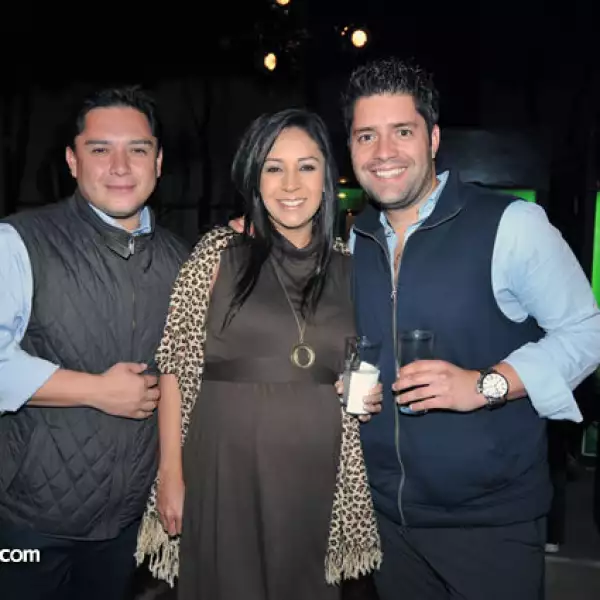 Sergio Moreno,Gabriela Arellano y Beto Hernández