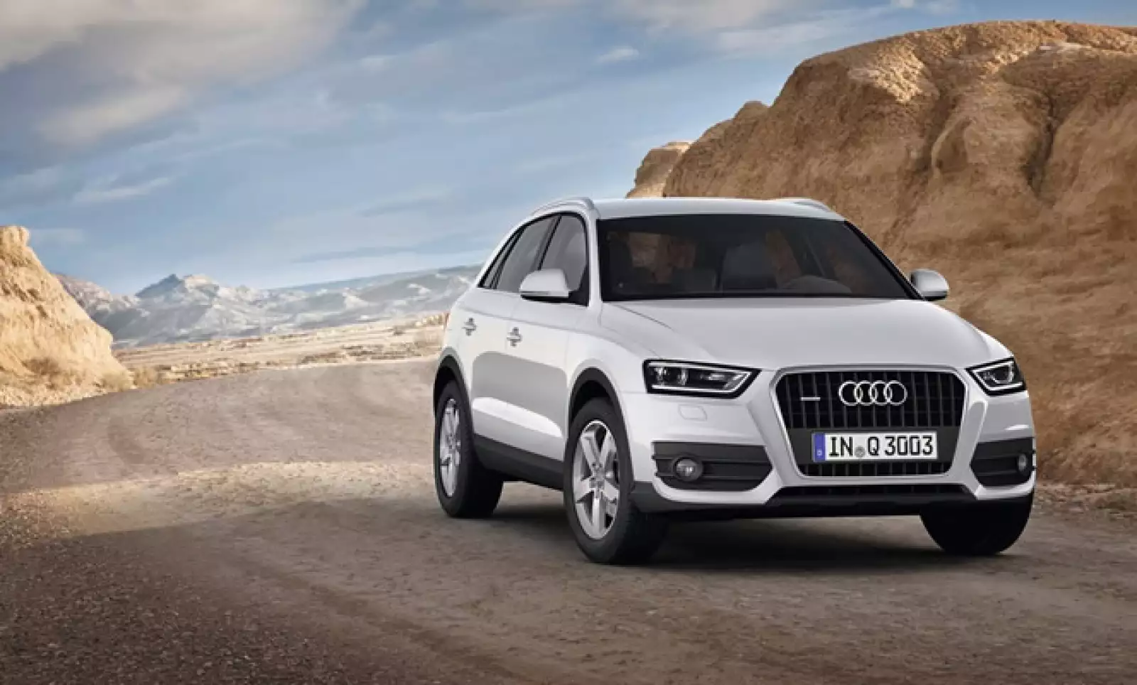 La firma automotriz alemana presentó la nueva edición de su camioneta Q3 en el Autoshow de Shanghai, con nuevas prestaciones y poder en el motor.