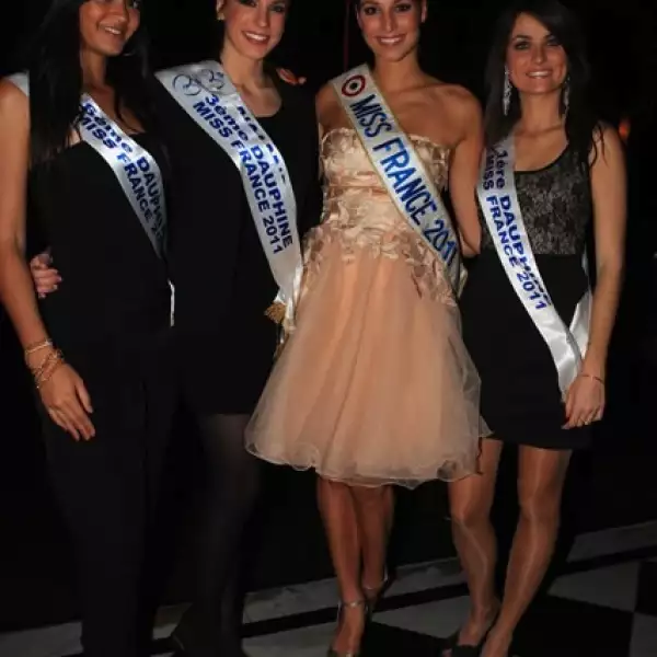 Anais Grosine,Anastasia Winbrout,Laudry Thilleman,Jenna Silvestre