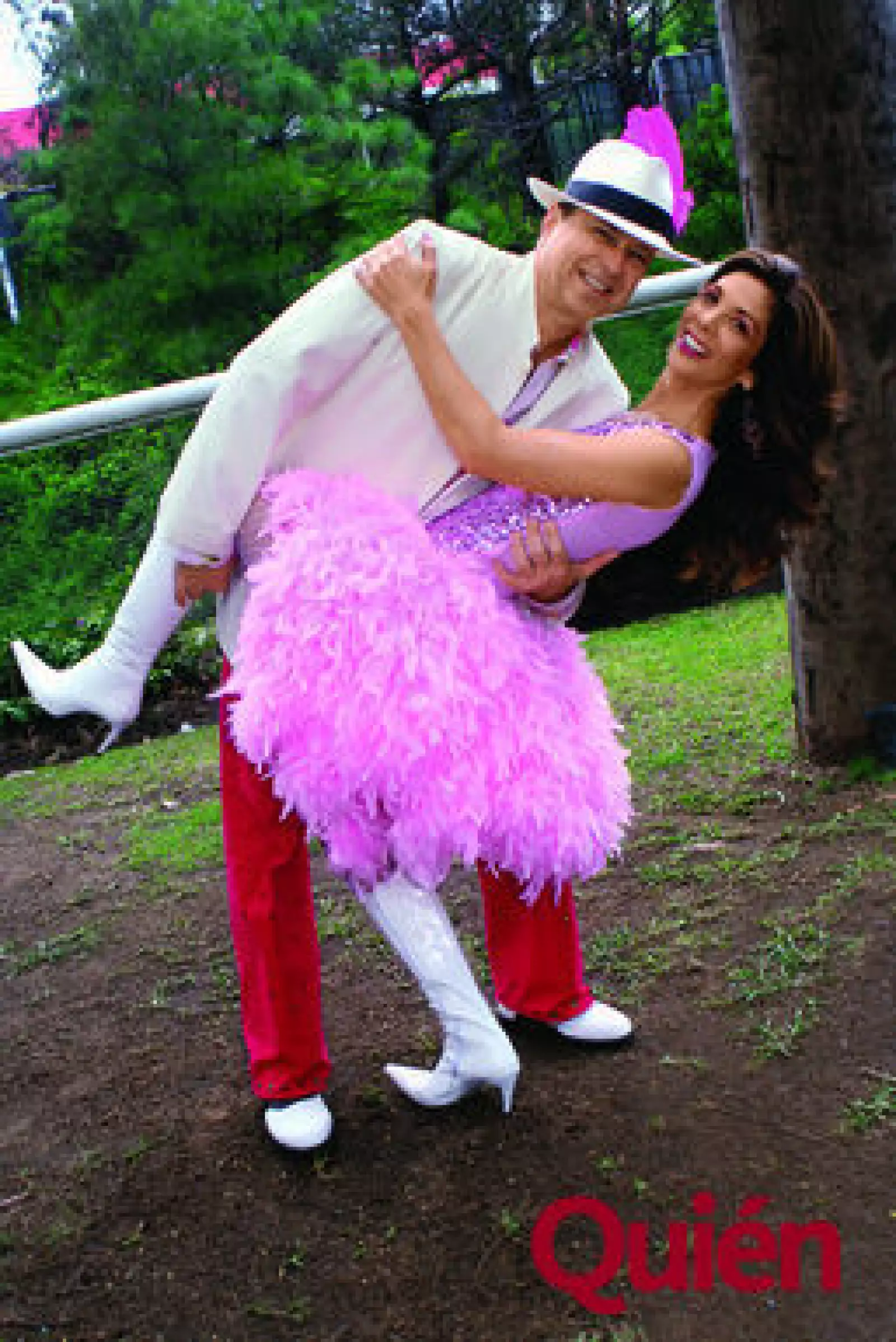 Víctor Volnie, Yolanda Gómez de Volnie