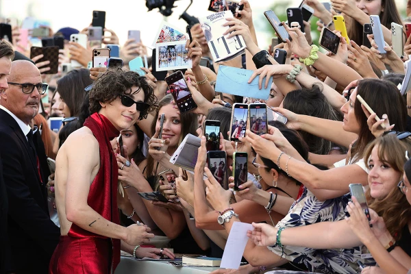 Timothée Chalamet odia las redes sociales y se refugia en el cine