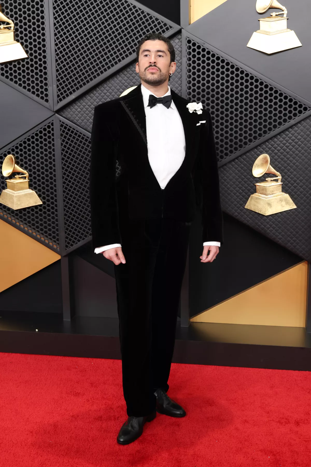 bad-bunny-grammys-look