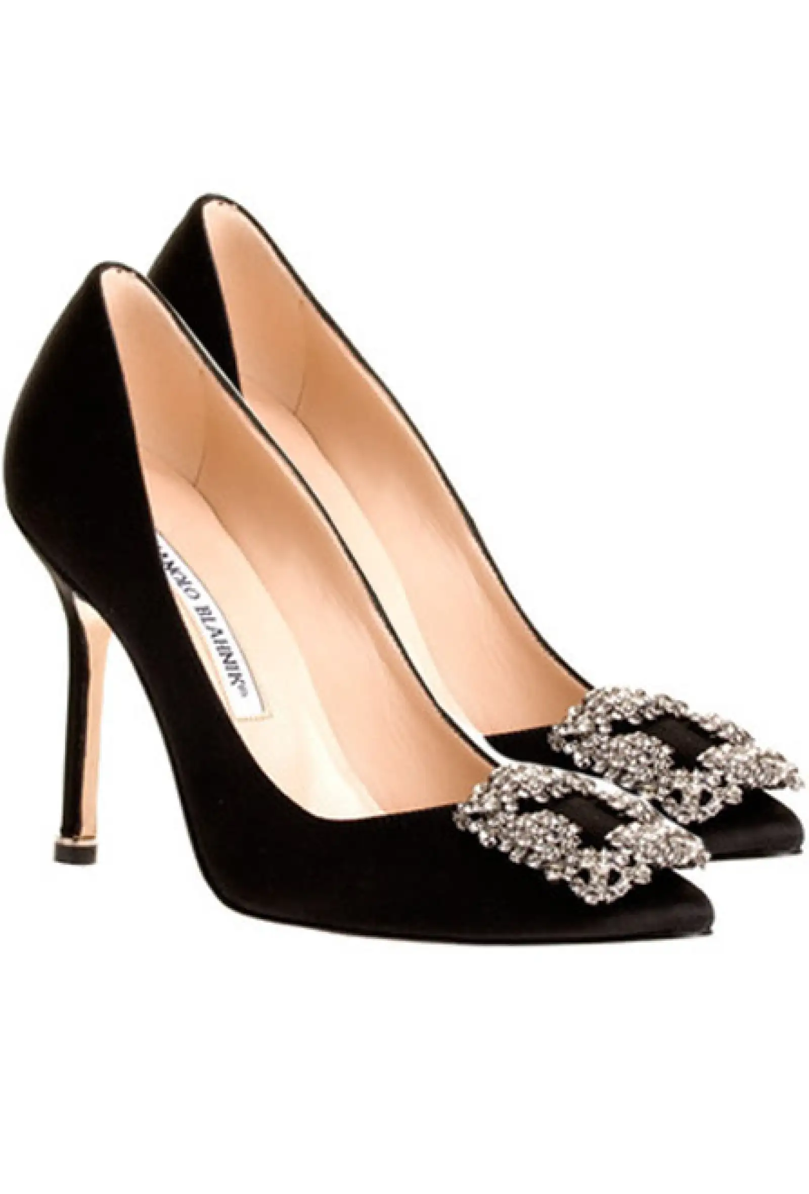 Un par clásico de Manolo Blahnik siempre será el más elegante dentro de tu colección de zapatos.