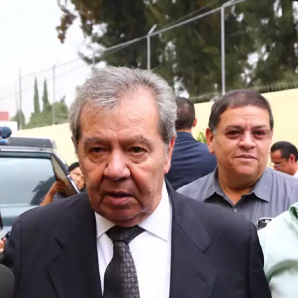 Porfirio Muñóz Ledo.
