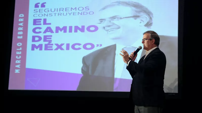 Marcelo Ebrard seguirá en Morena, según la respuesta a la impugnación del proceso interno