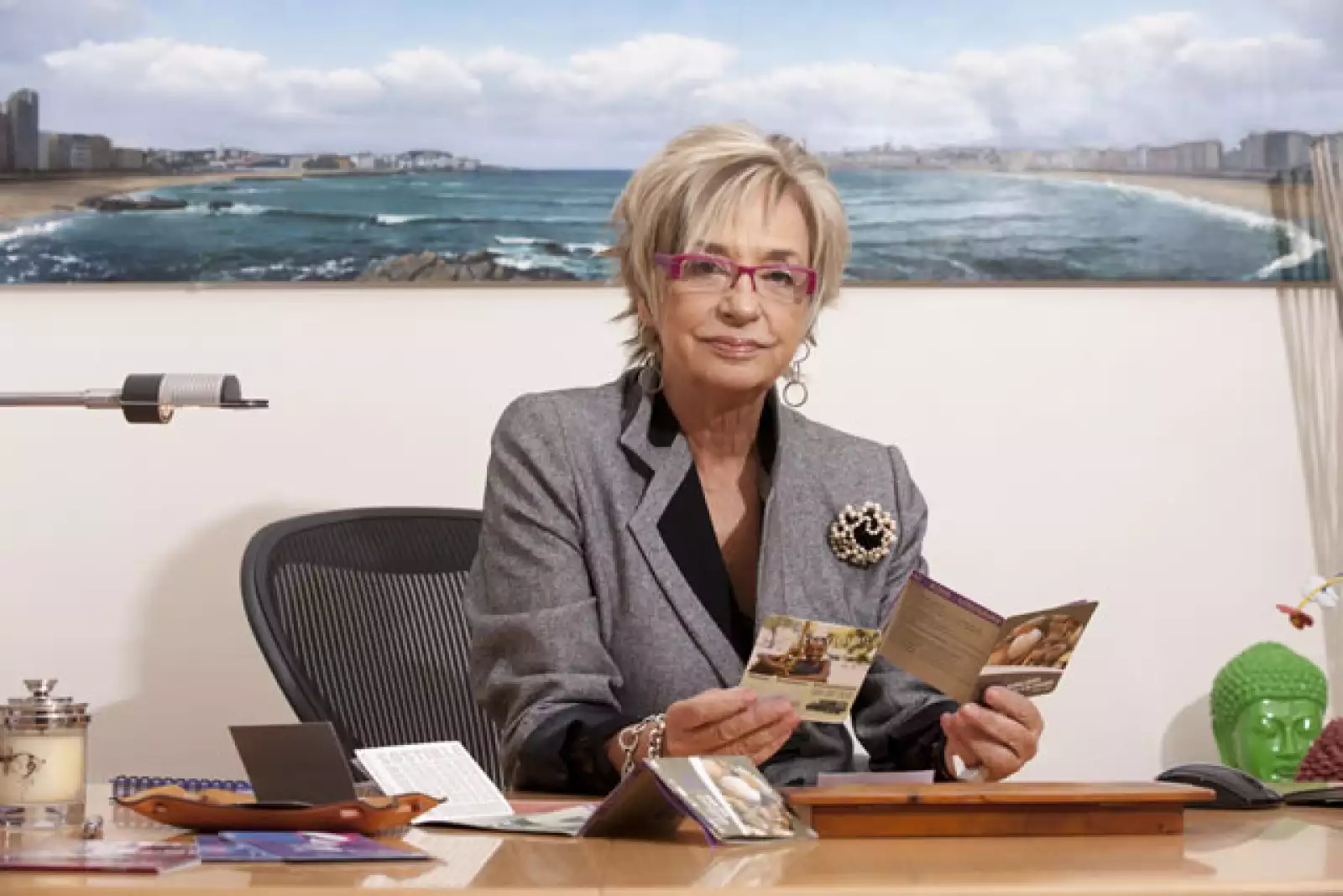 La fundadora del imperio Zara, Rosalia Mera en el 66. 69 años.