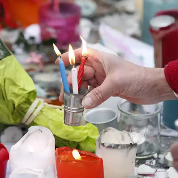 Francia recordó a sus ciudadanos caídos en un lugar que representa su poderío militar. 