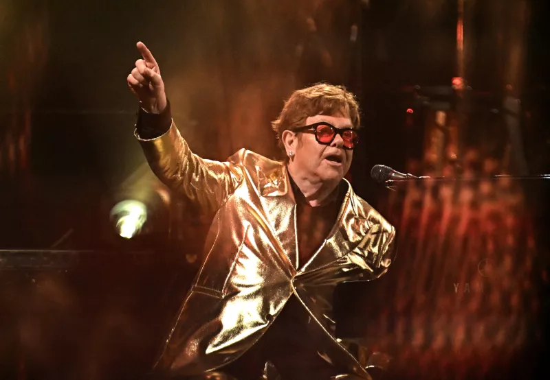 elton-john-glastonbury