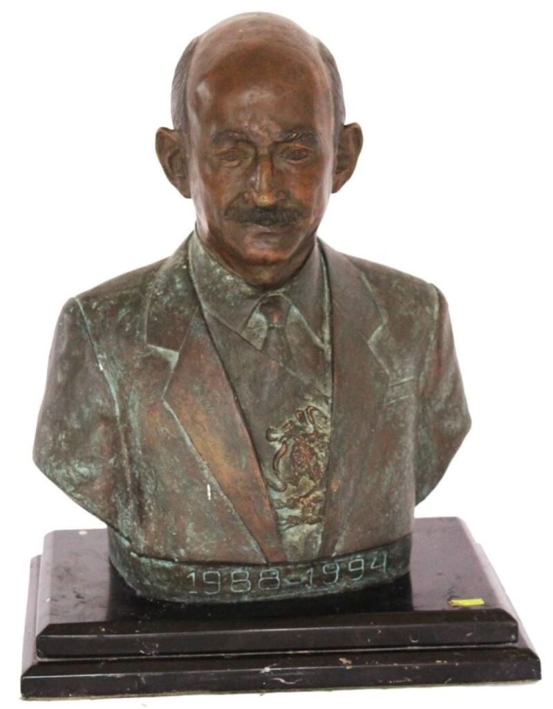 Subasta de objetos de Luis Donaldo Colosio 4.jpg