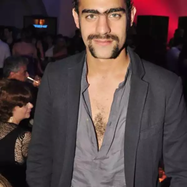 Presentación de la serie MORIR EN MARTES