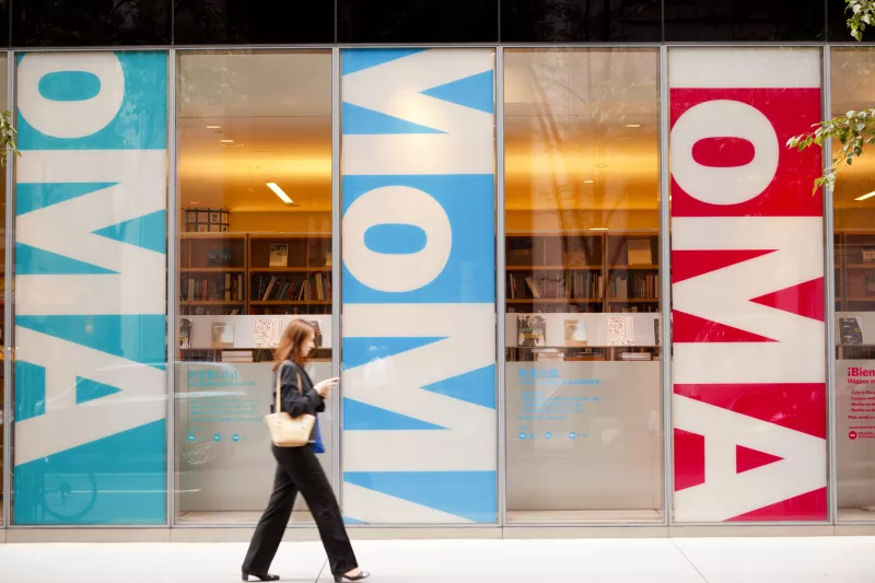 ¡Mexicanos llegan al MoMa! Diseñadores latinoamericanos exponen en NY este 2024