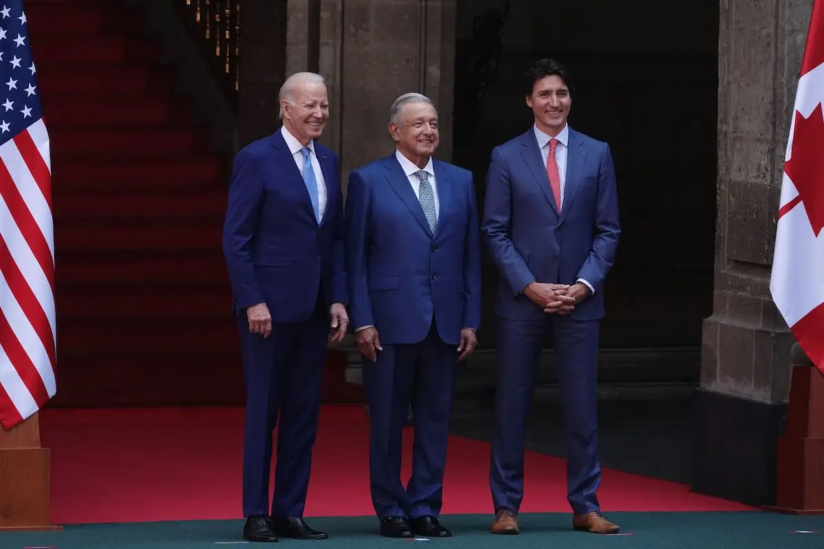 Joe Biden, Andrés Manuel López Obrador y Justin Trudeau en Palacio Nacional para encabezar la décima Cumbre de Líderes de América del Norte.