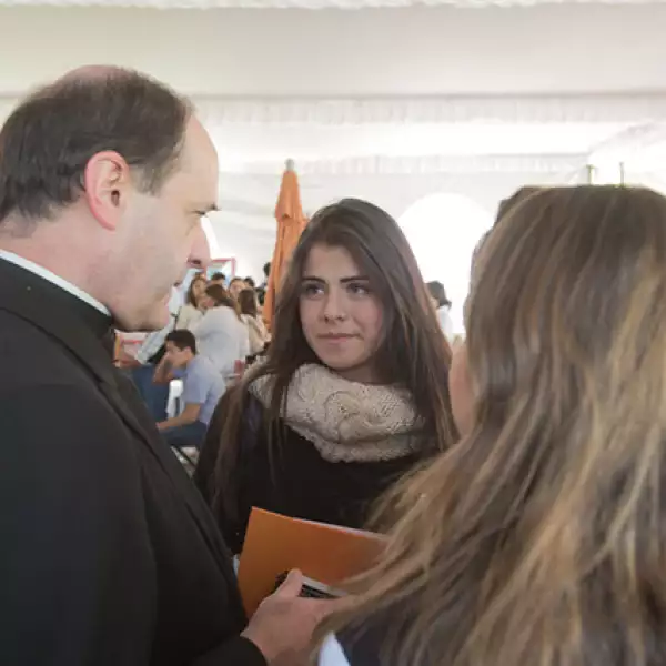 Rector Jesus Quirce,Paulina Peña