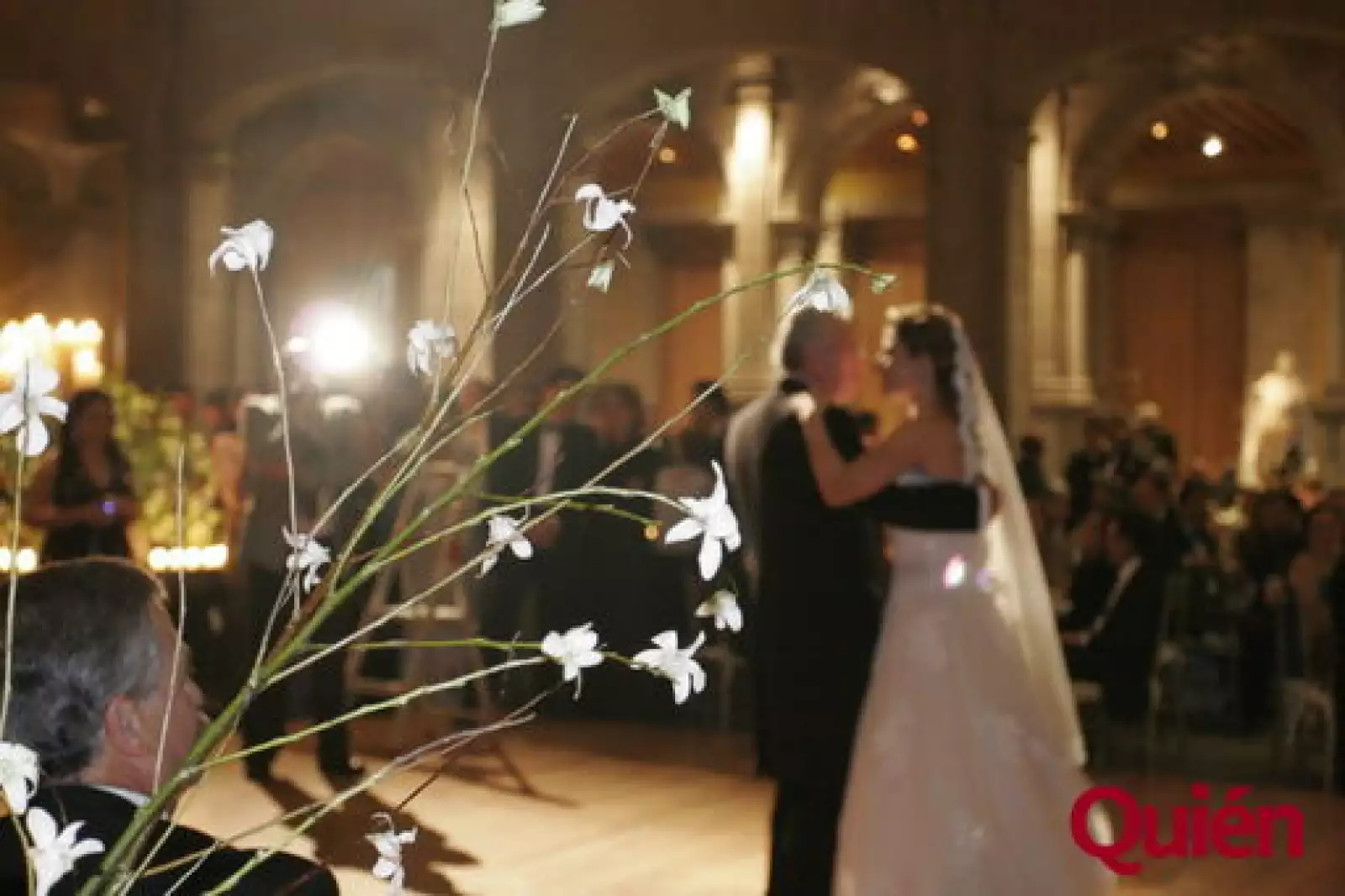 Paulina Flores, Alejandro Flores