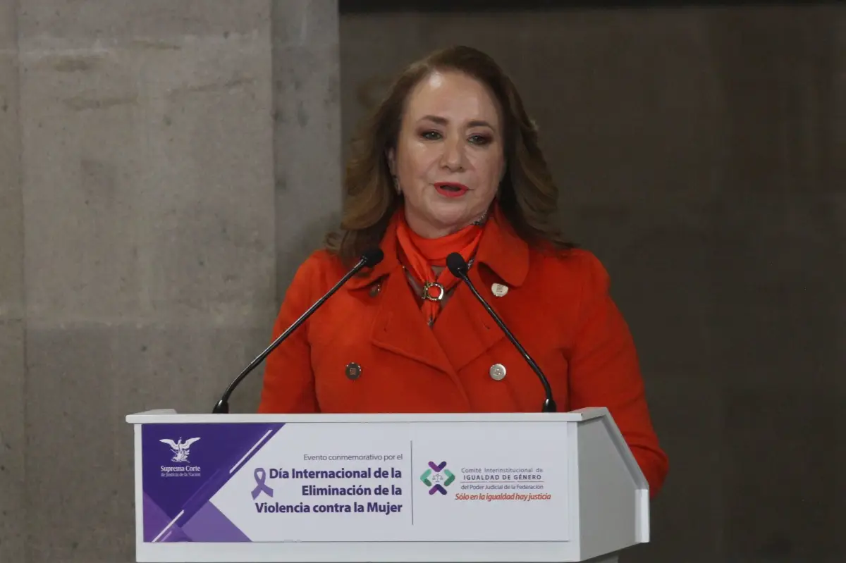 Yasmín Esquivel durante la conmemoración Día Internacional de la eliminación de la violencia contra la Mujer.