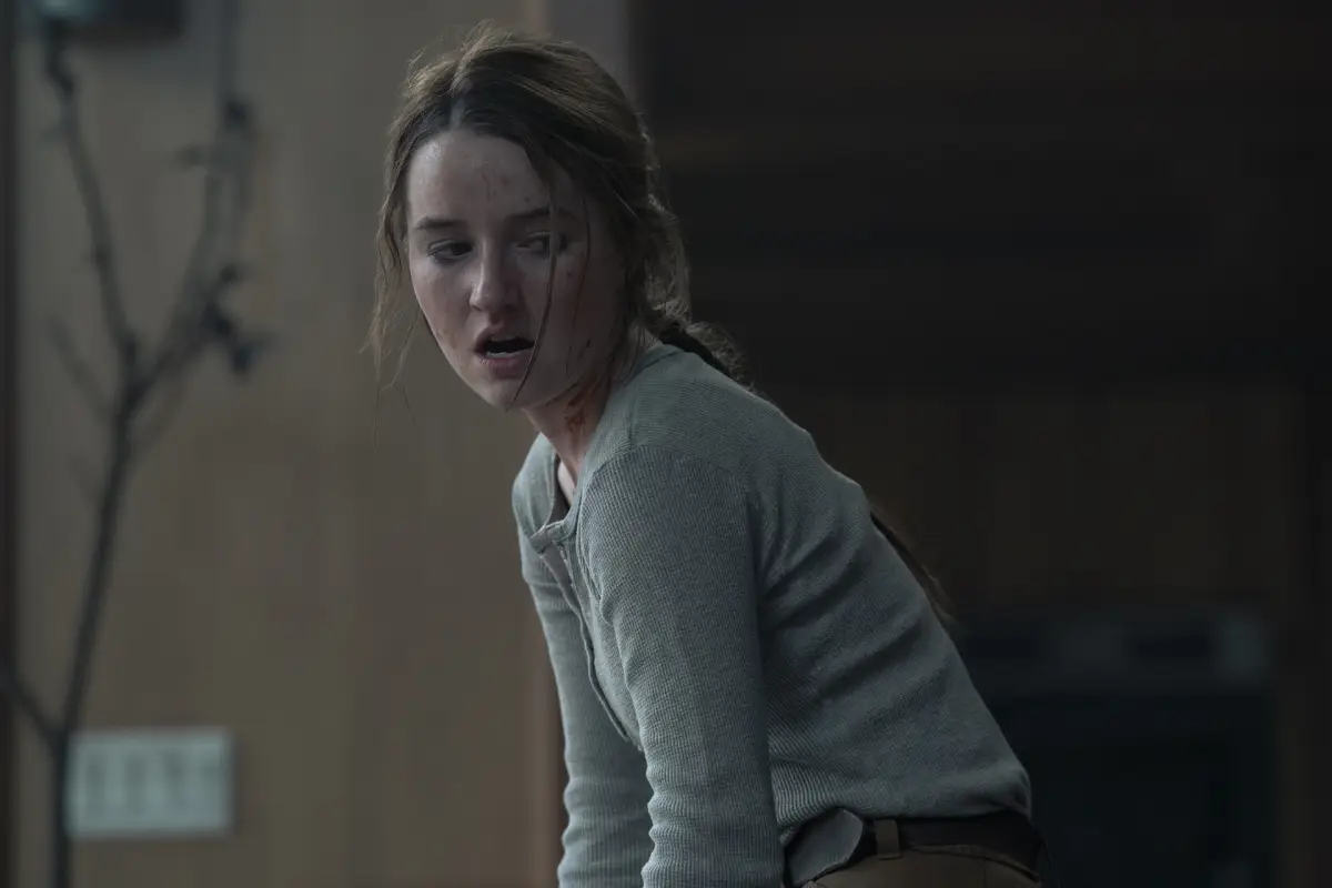 kaitlyn-dever_4.jpg