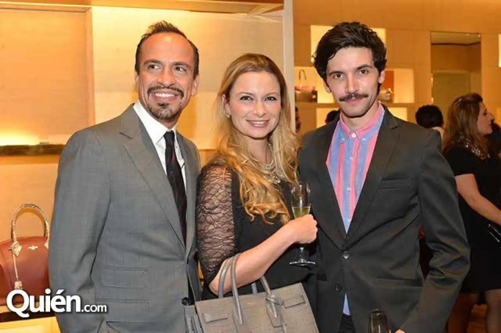 Felipe Colsa,Kathy Buchanan y Armando Grant.