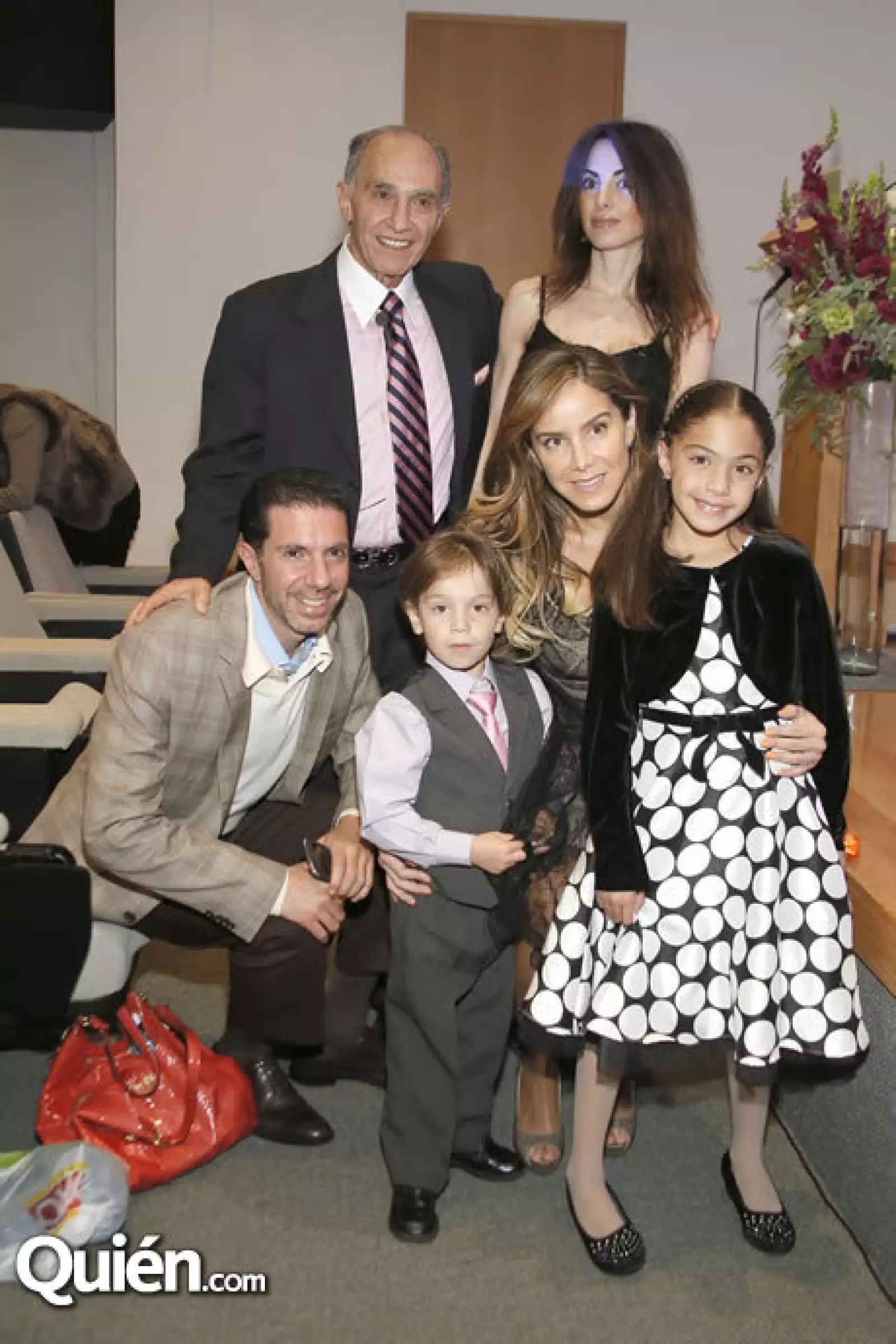 Anuar,Lissa,Luis,Emil,Vanessa,Constanza Aboumrad