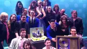 El musical protagonizado por Hiromi y Mario Sepúlveda celebró este martes un año de éxito. Julissa, Benny Ibarra y Rocío Banquells fungieron como padrinos.