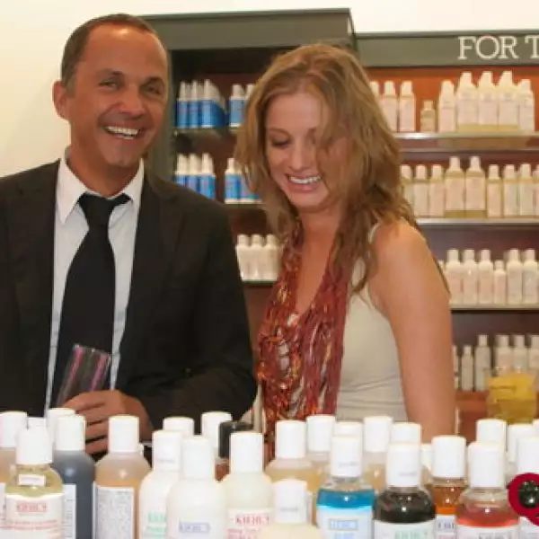 Carlos Cuturier, Mari Carmen Garcia