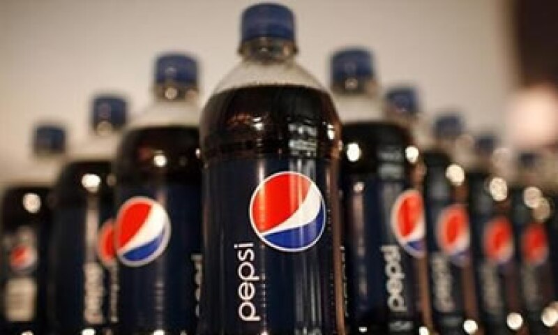PepsiCo enfrenta presión del inversor activista Nelson Peltz, que opina que la compañía debería comprar a Mondelez International. (Foto: Reuters)