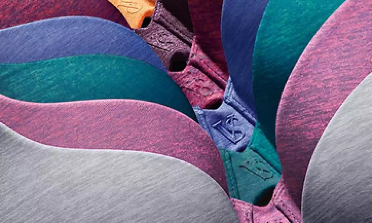 Durante 2014 L Brands tuvo un avance de 4% en ventas comparables, según GBM. (Foto: Tomada de @VictoriasSecret )