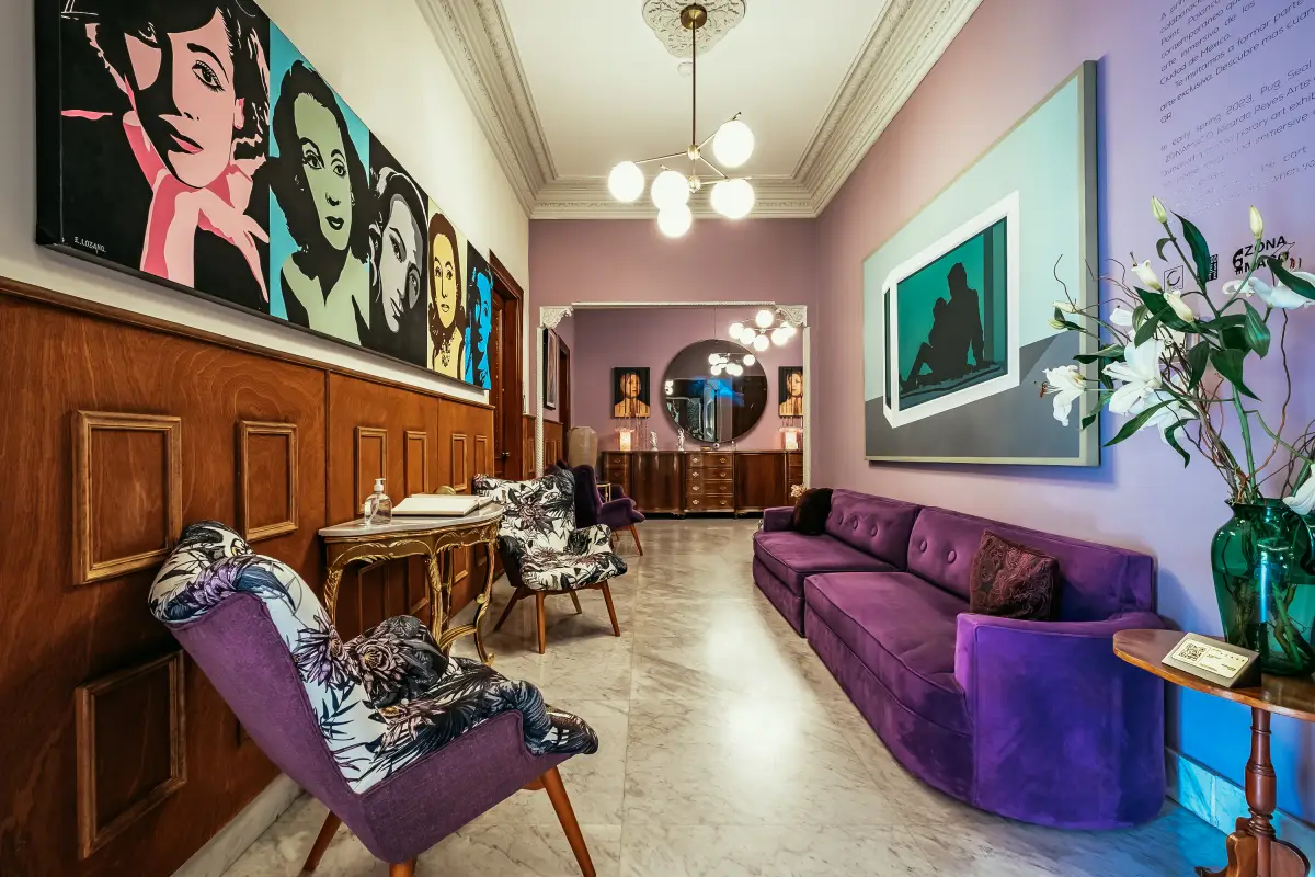 Vista del lobby del hotel Pug Seal Hospitality Boutique, en la Ciudad de México