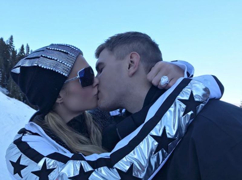 Paris Hilton, Chris Zylka