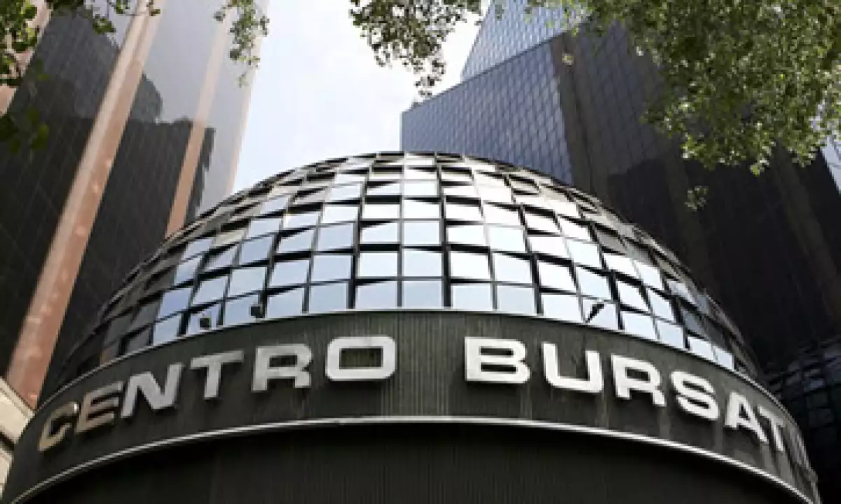 En la sesión anterior, la Bolsa se vio alentada en parte por cifras positivas de la economía de China. (Foto: Notimex)