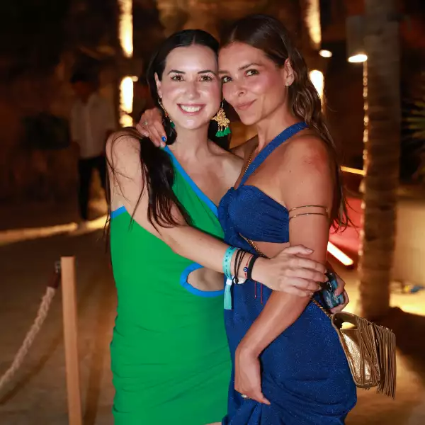 Fátima Torre y Grettell Valdez 
